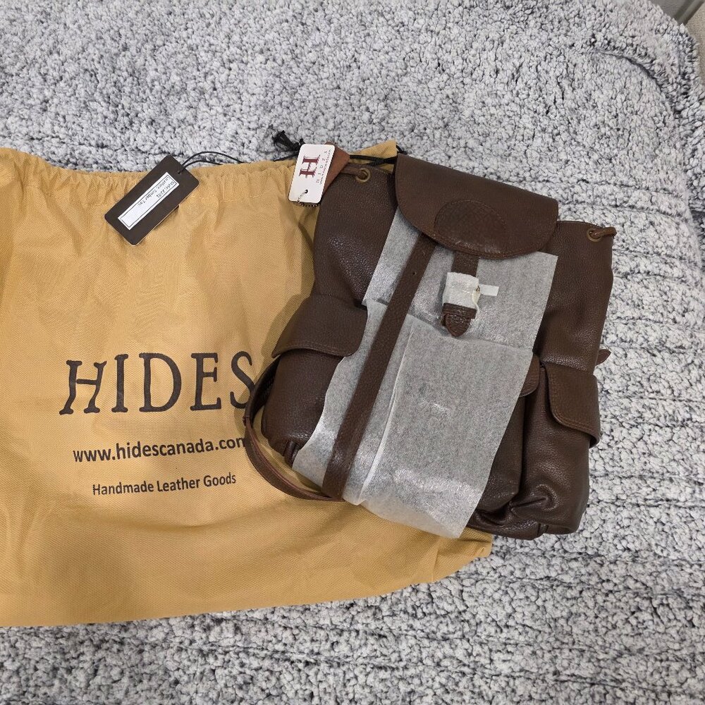 FULL GRAIN Leather Knapsack with top handle and side pockets for Women & Men